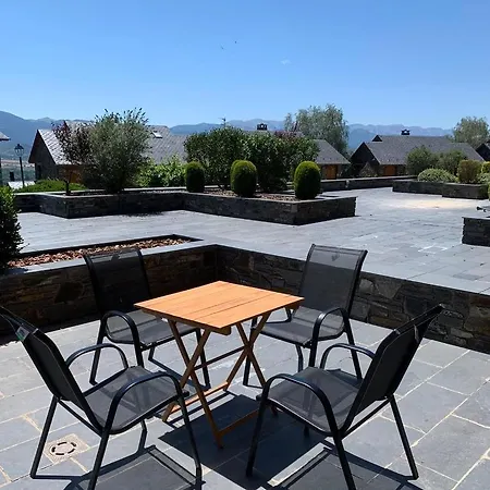 Apartment Ideal Familias En Ger-pleta De Saga
