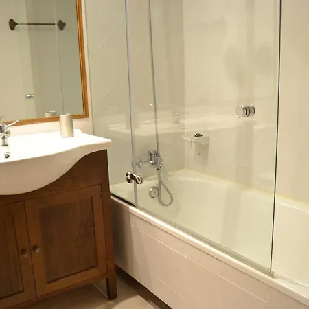 Apartment Ideal Familias En Ger-pleta De Saga